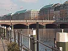 View towards the Alster from the Arcade near the City Hall